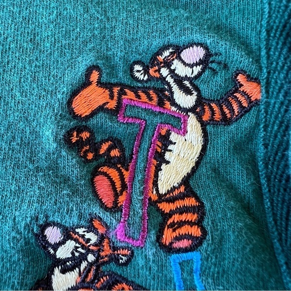 VTG Y2K Disney Store Tigger Embroidered Long Sleeve Henley T-Shirt Large Green - Picture 5 of 10